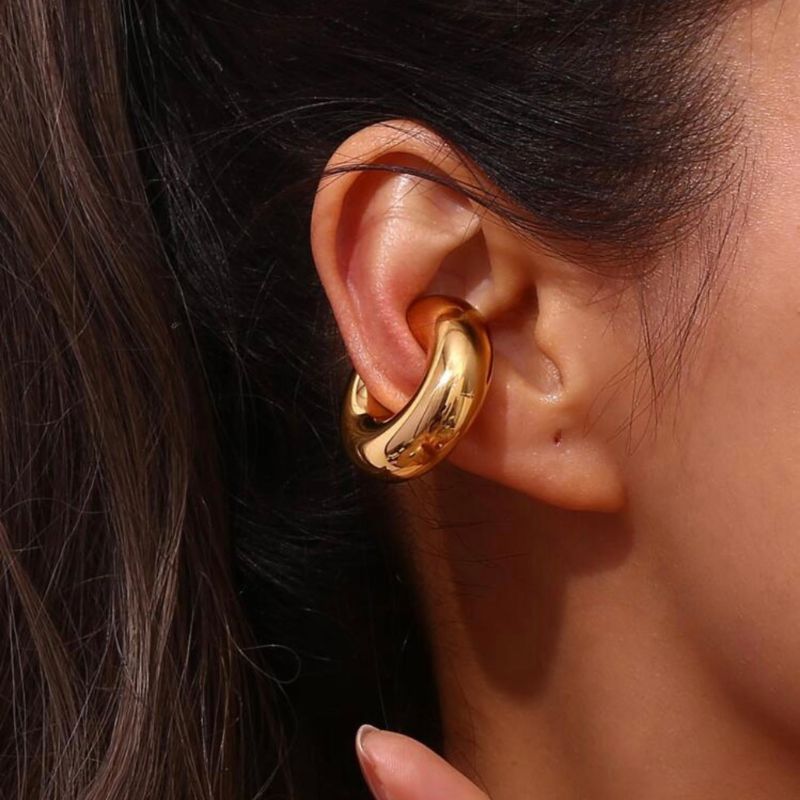 Ear cuff